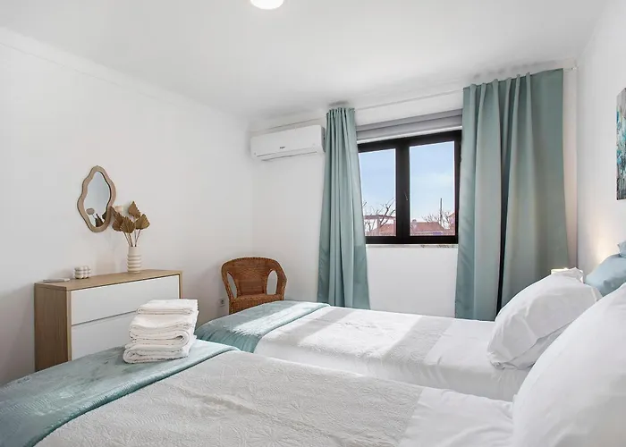 Bouros's Cliff * Serra do Bouro